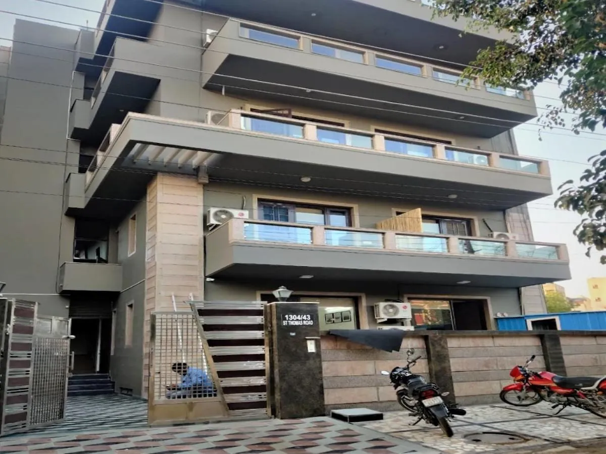 דירות גורגאון Bluo 2Bhk Golf Course Road, Balcony, Lift, Parking